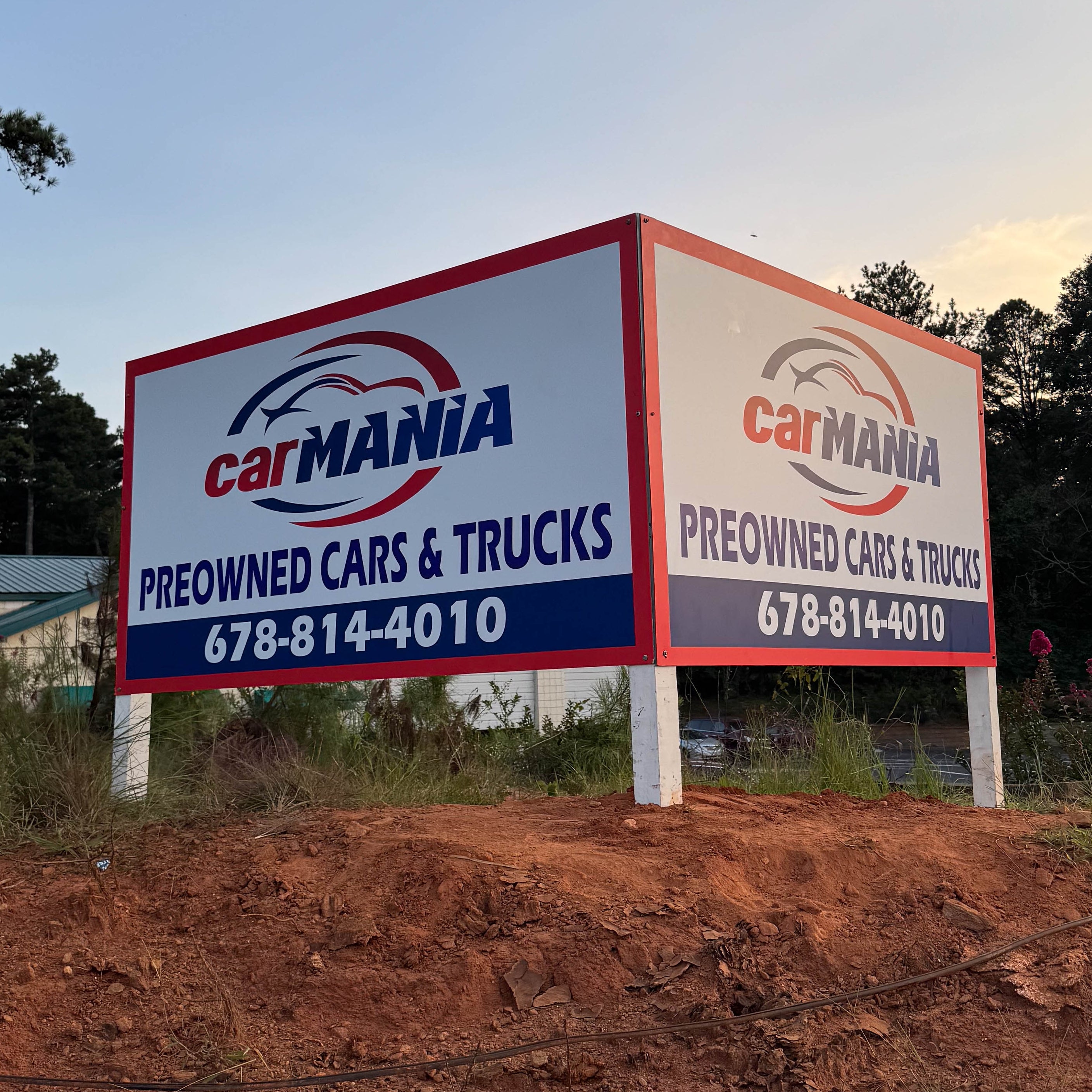 CAR MAINIA BOARD SIGNS V SHAPE POST SIGNS
