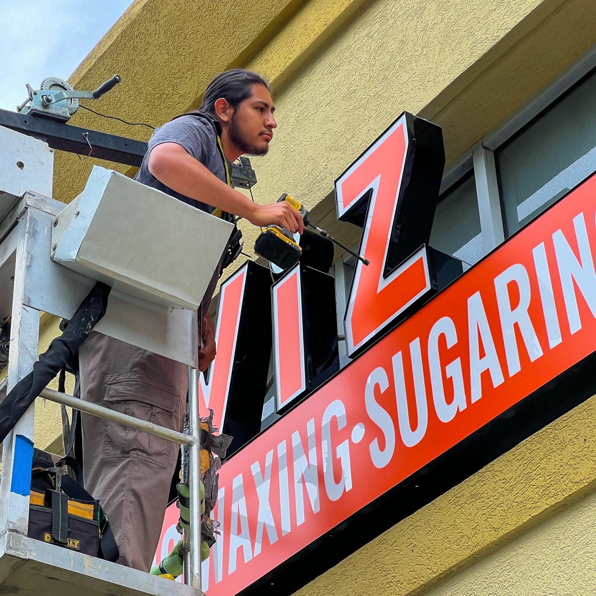 REY SIGNS LAWRENCVILLE SIGN INSTALLTION & REPAIR SERVICES 