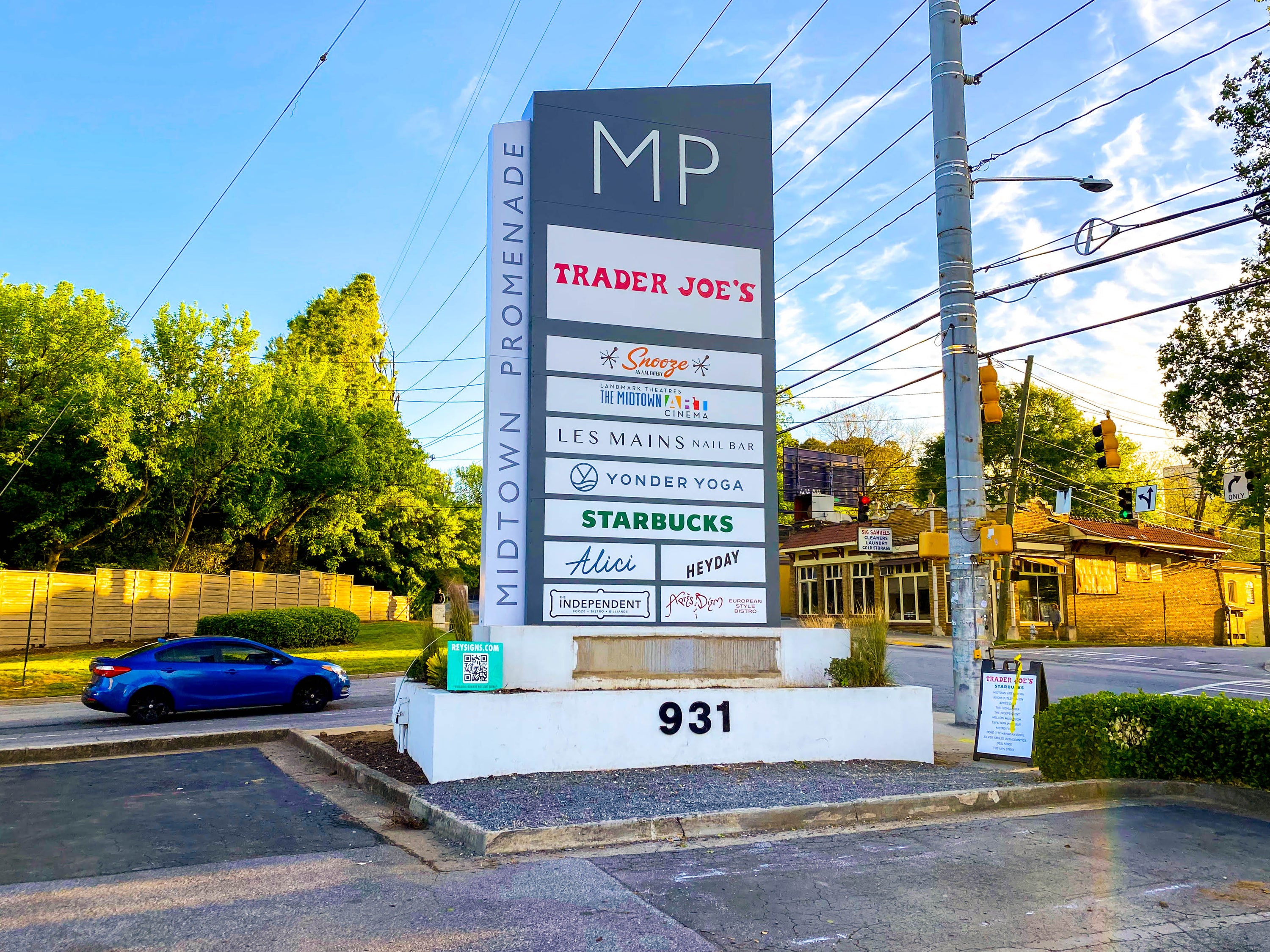 Gwinnett county best storefront signs, car wrap, interior signs-sign installation sign shop - rey signs-LED channel letter signs- RGB backlit signs-cloud signs-backlit signs